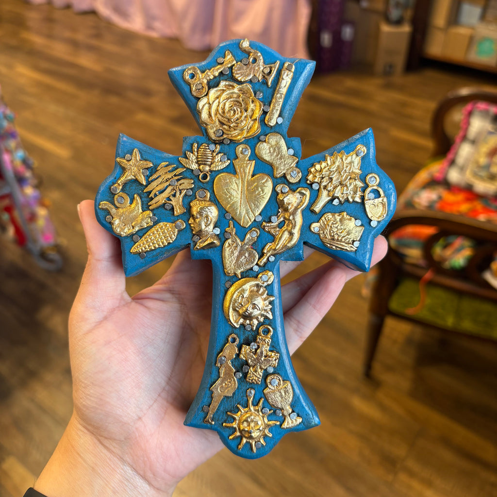 Milagros Estrella Cross
