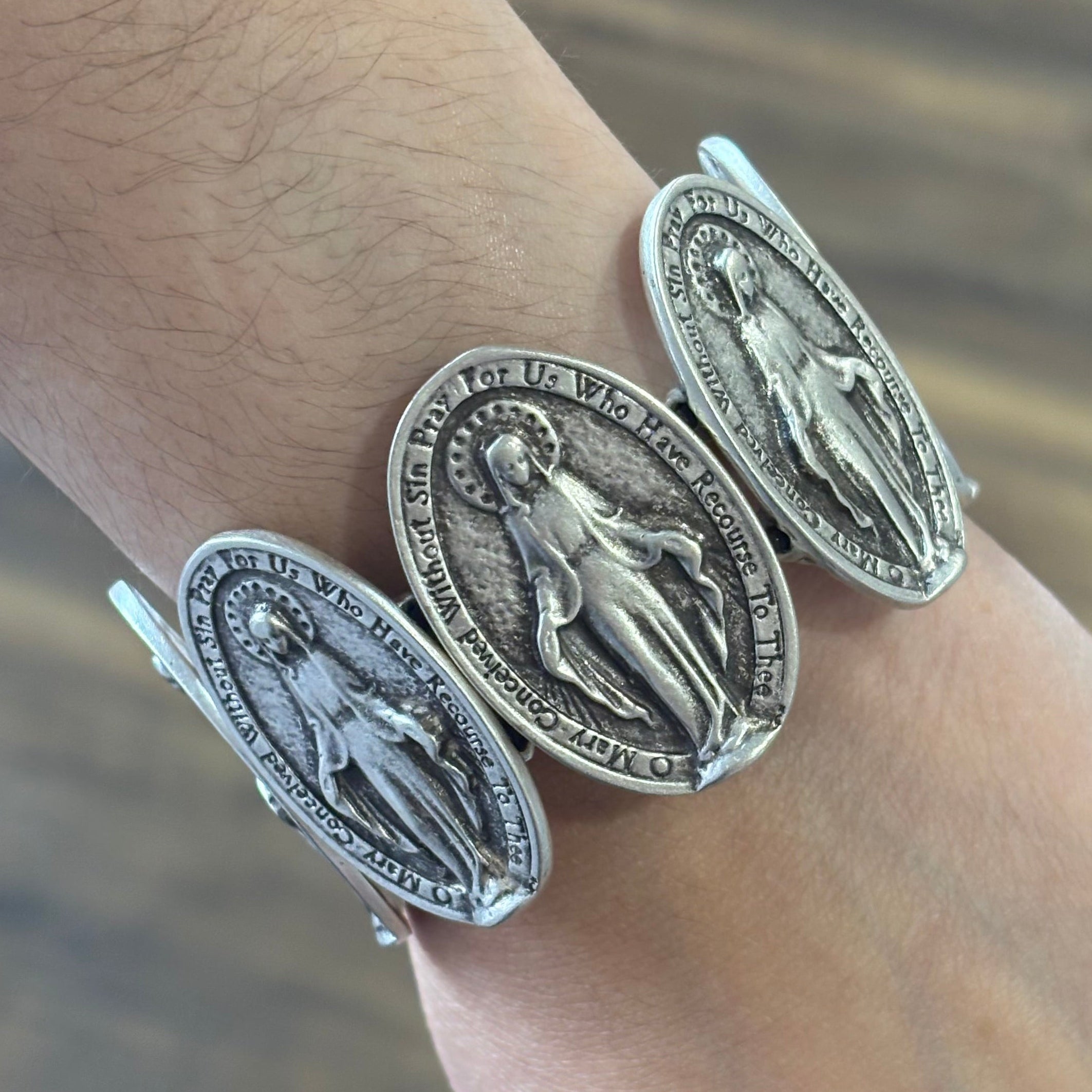 Big Miraculous Medal Stretch Turkish Bracelet