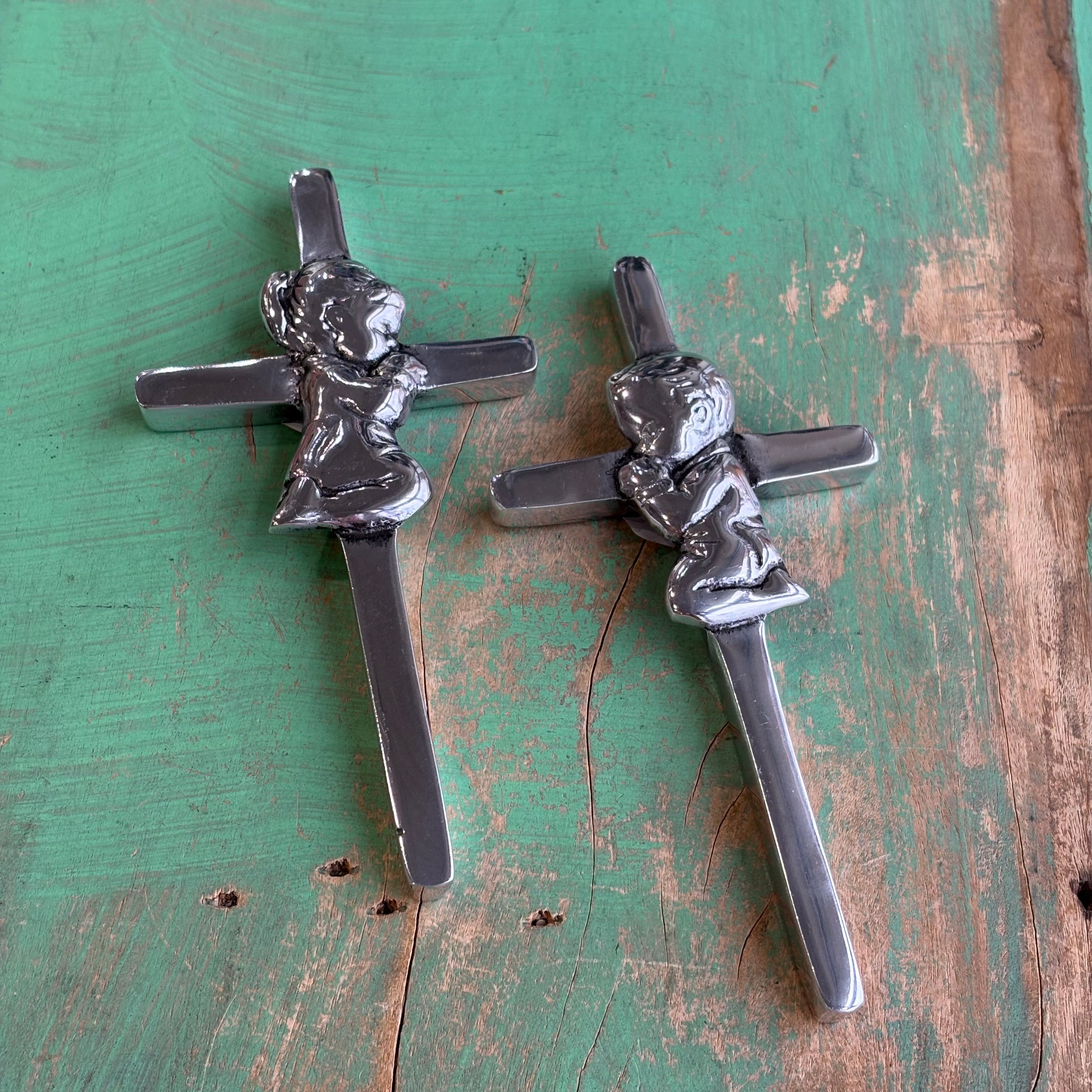Pewter Kneeling Child Smooth Cross