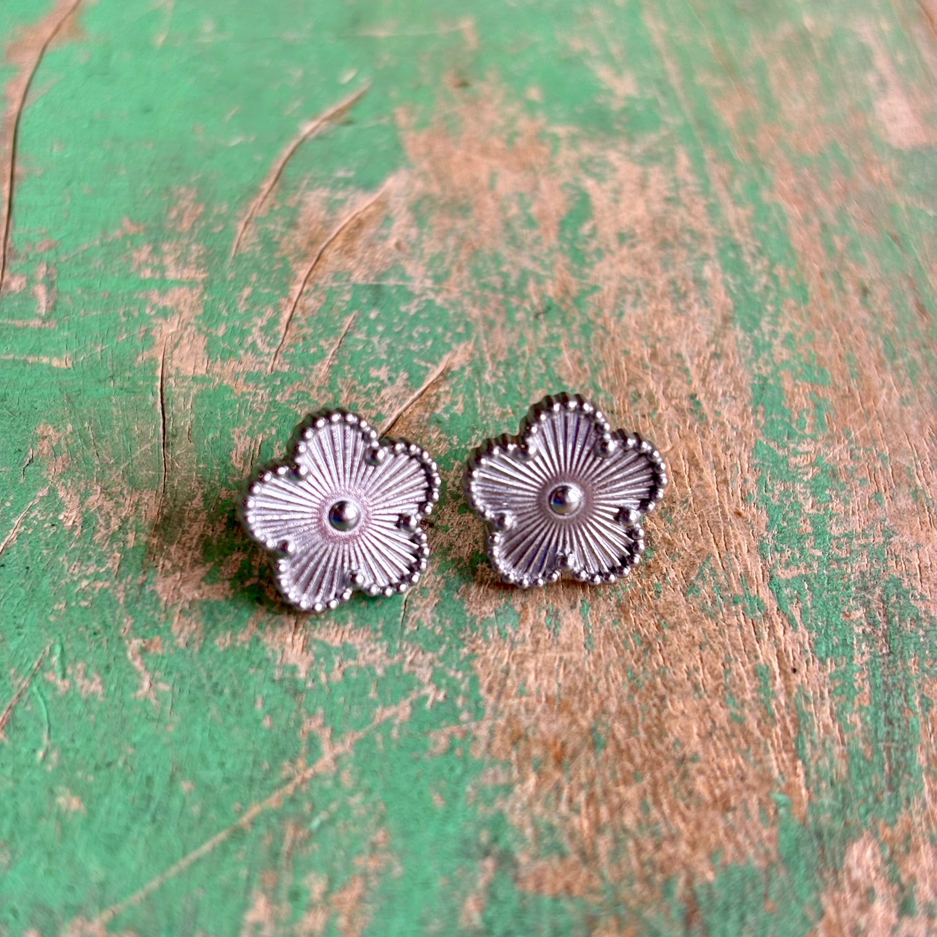 Linked Flower Necklace, Bracelet or Earrings