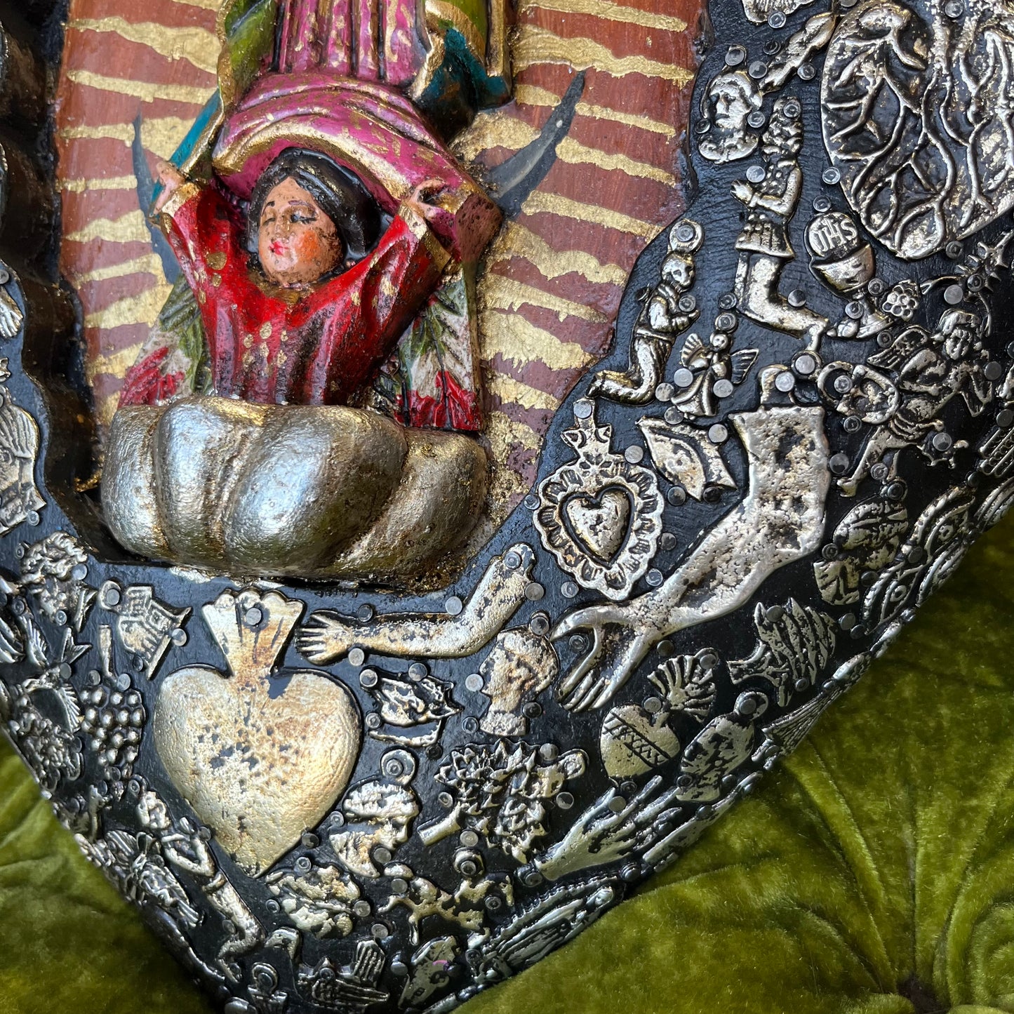 XL Carved OLG MIlagros Sacred Heart
