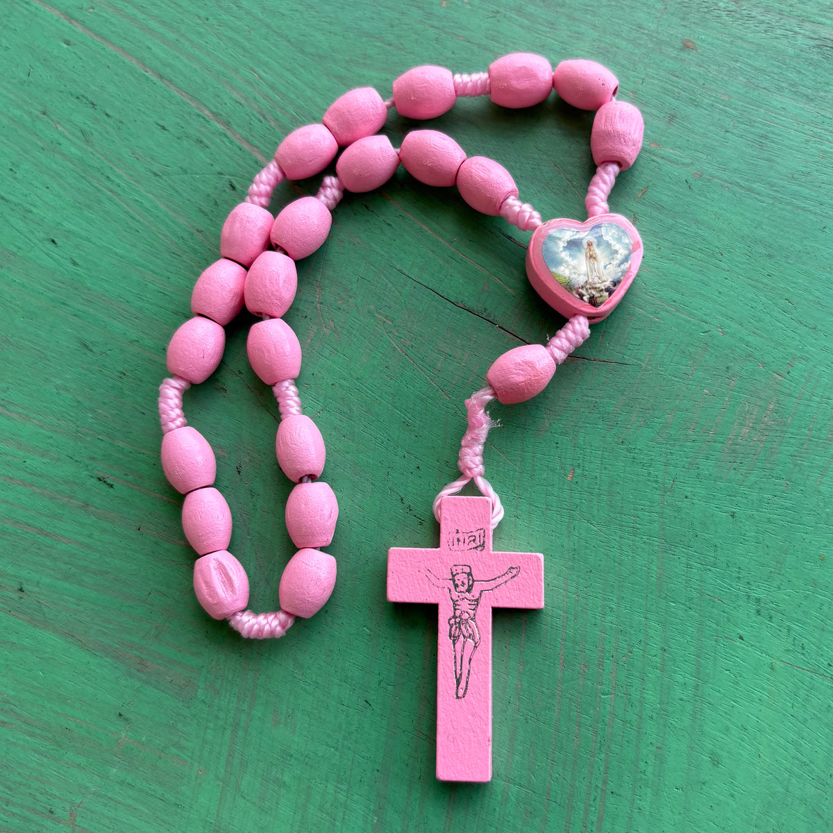Our Lady of Fatima Peace Chaplet – 21 Wood Beads – Pink or Blue