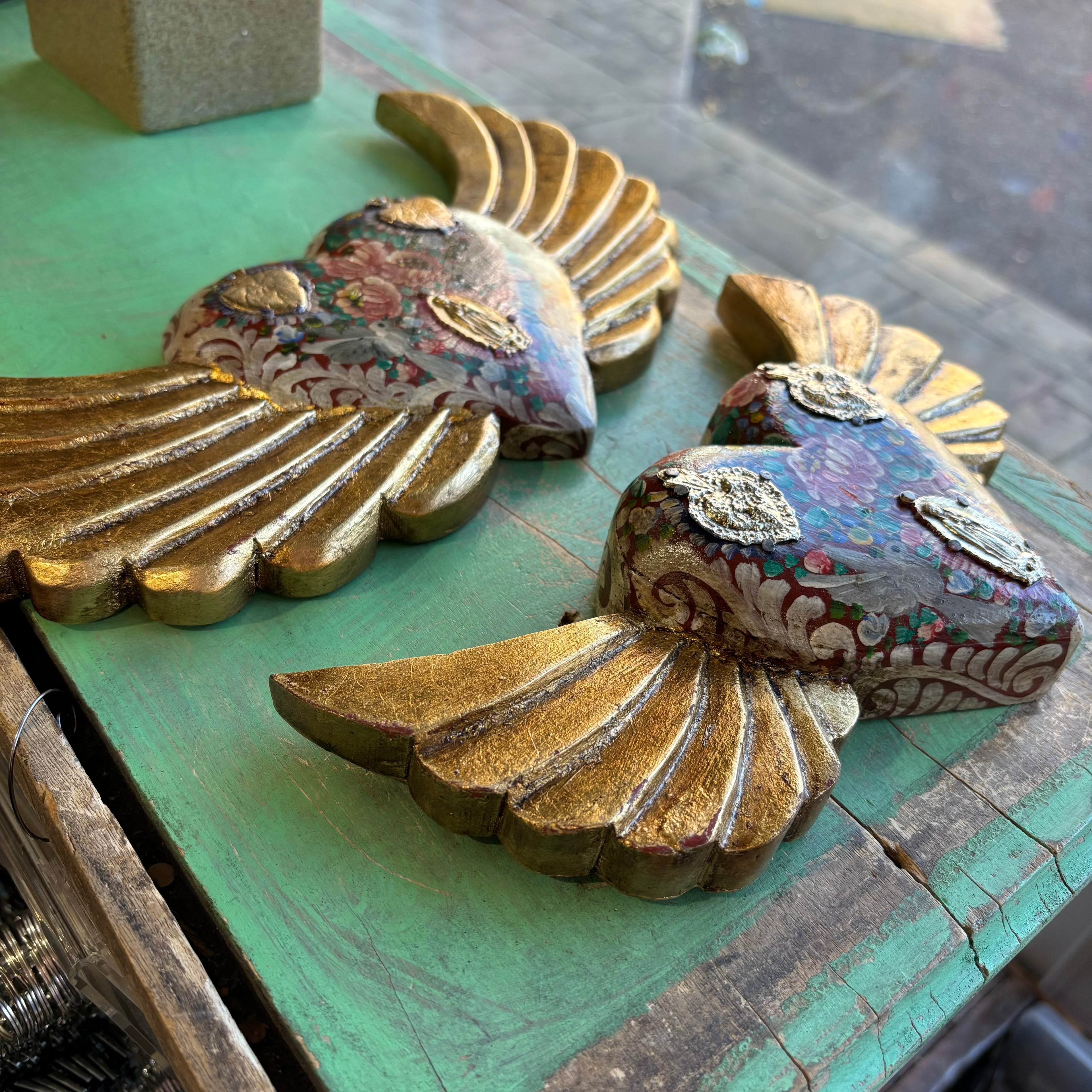 Paloma Milagros Corazon with Fan Wings