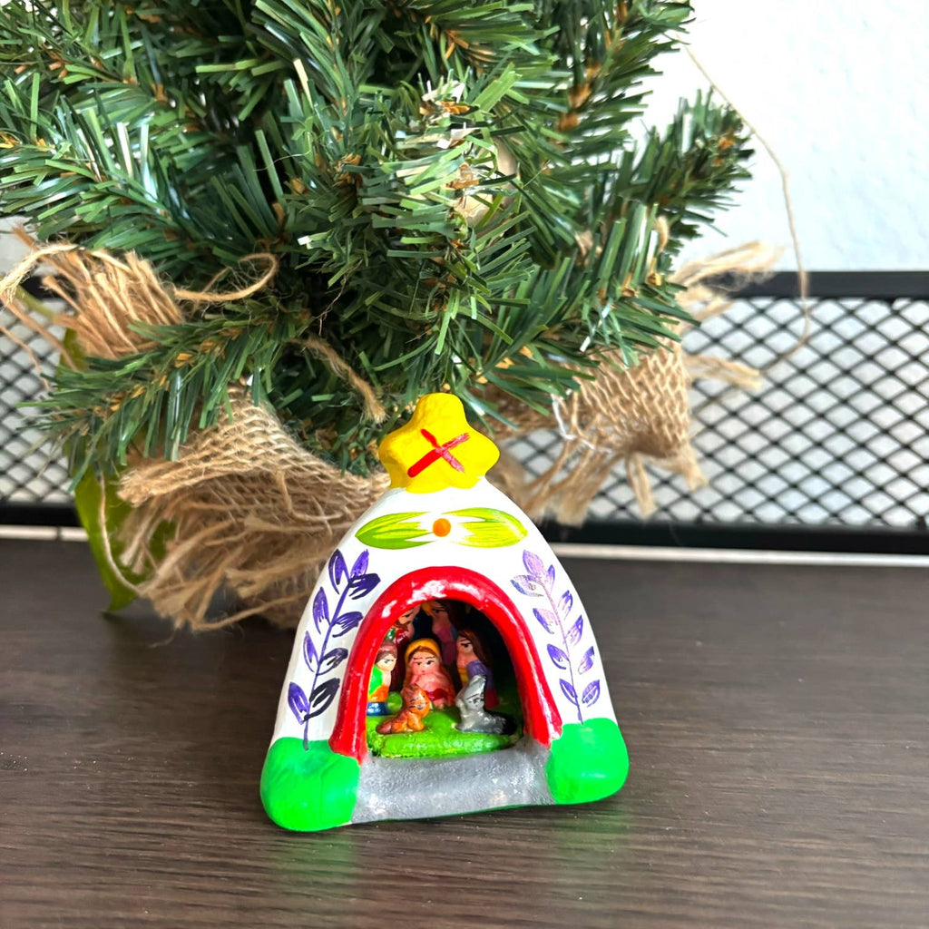 Handmade Peruvian Nativity Ornaments: Christmas decor