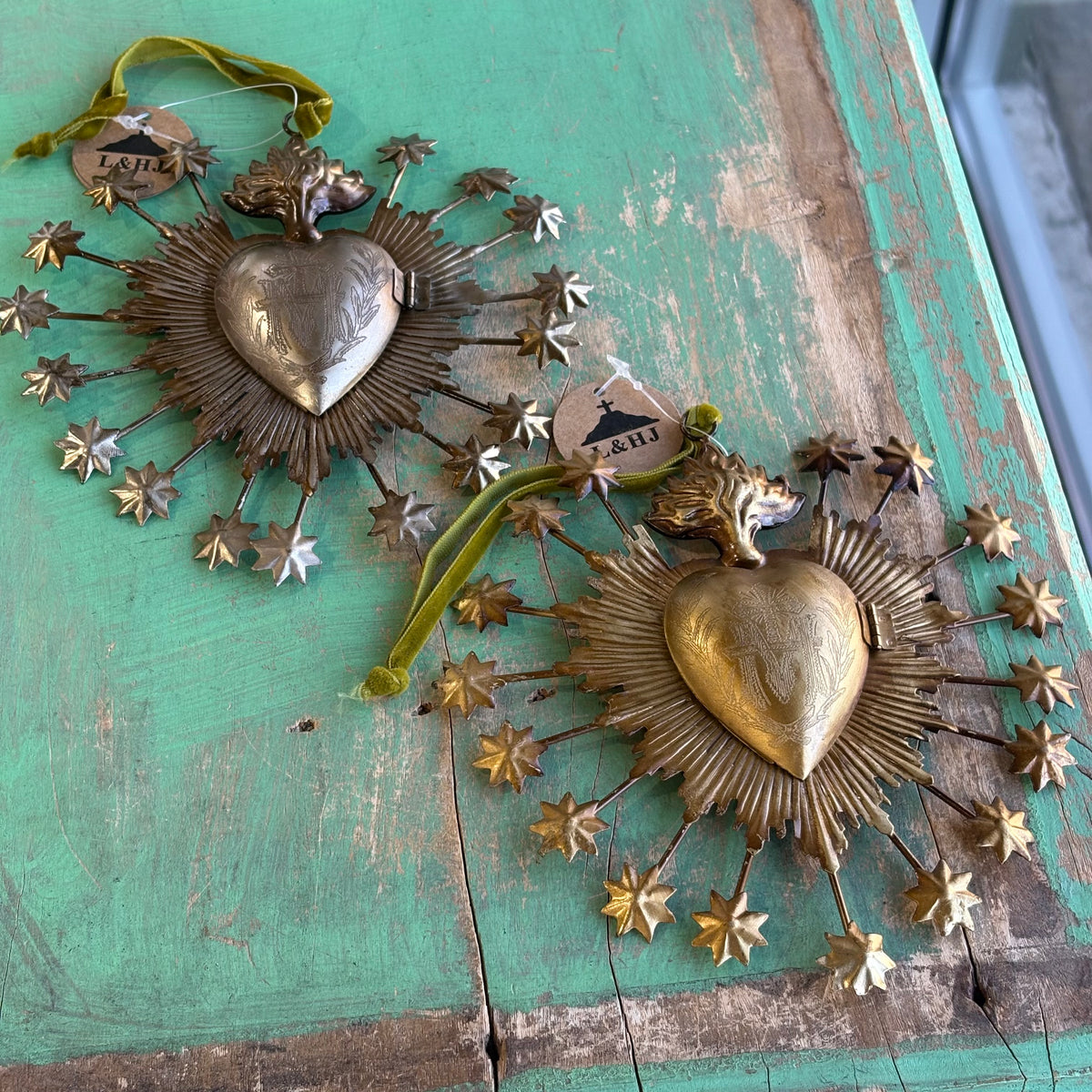 Flaming Stars 6" Sacred Heart Box