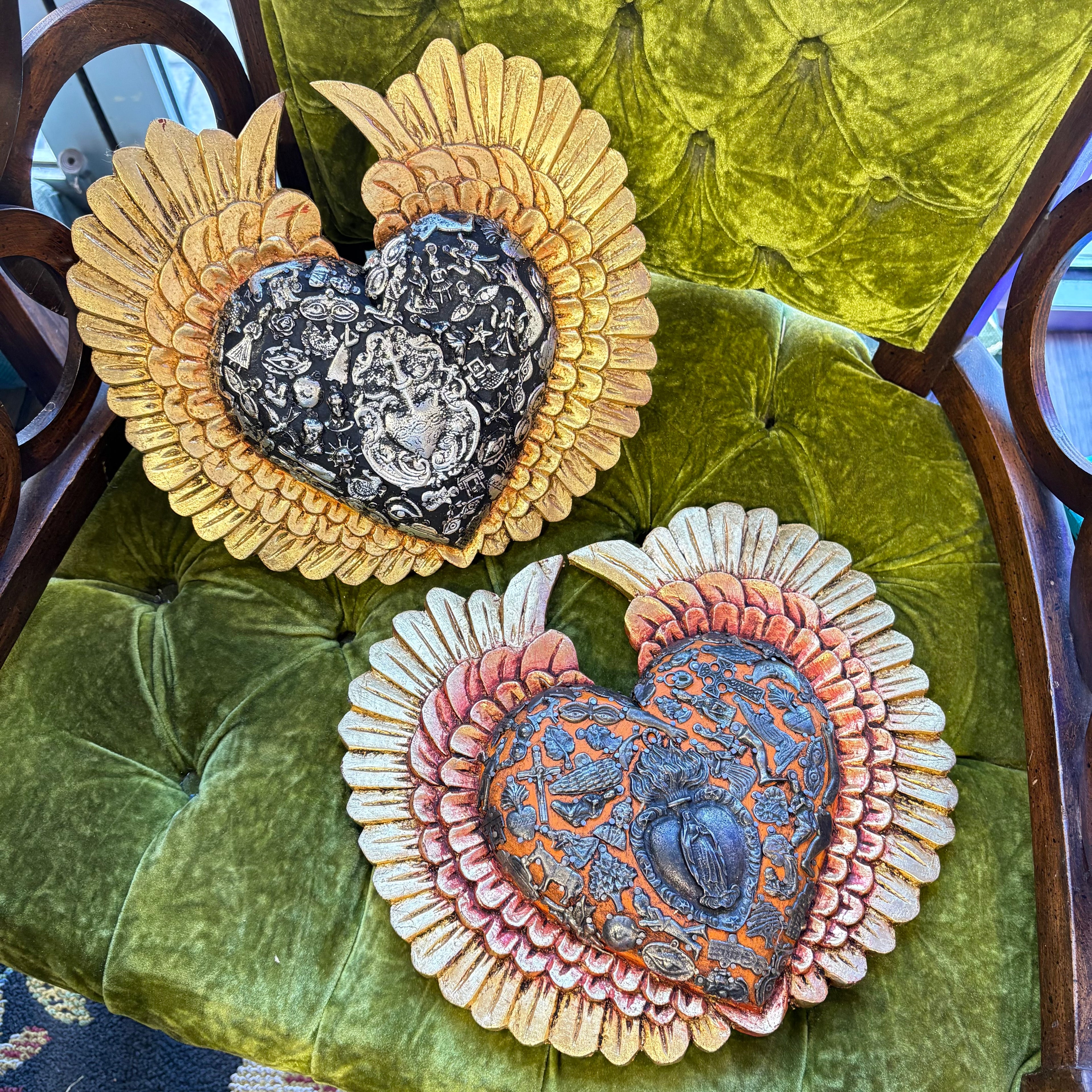 Milagros Corazon Round Wings