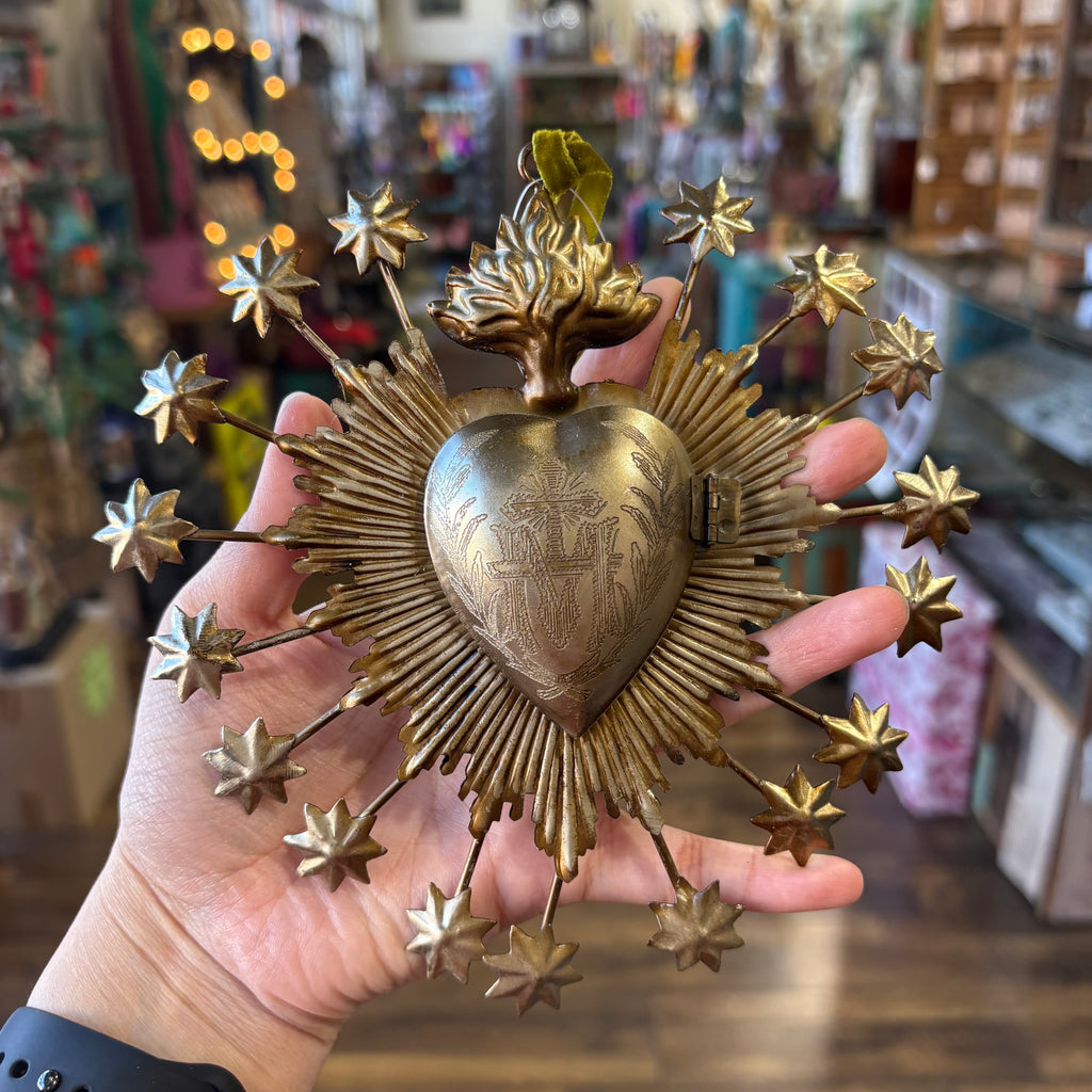 Flaming Stars 6" Sacred Heart Box