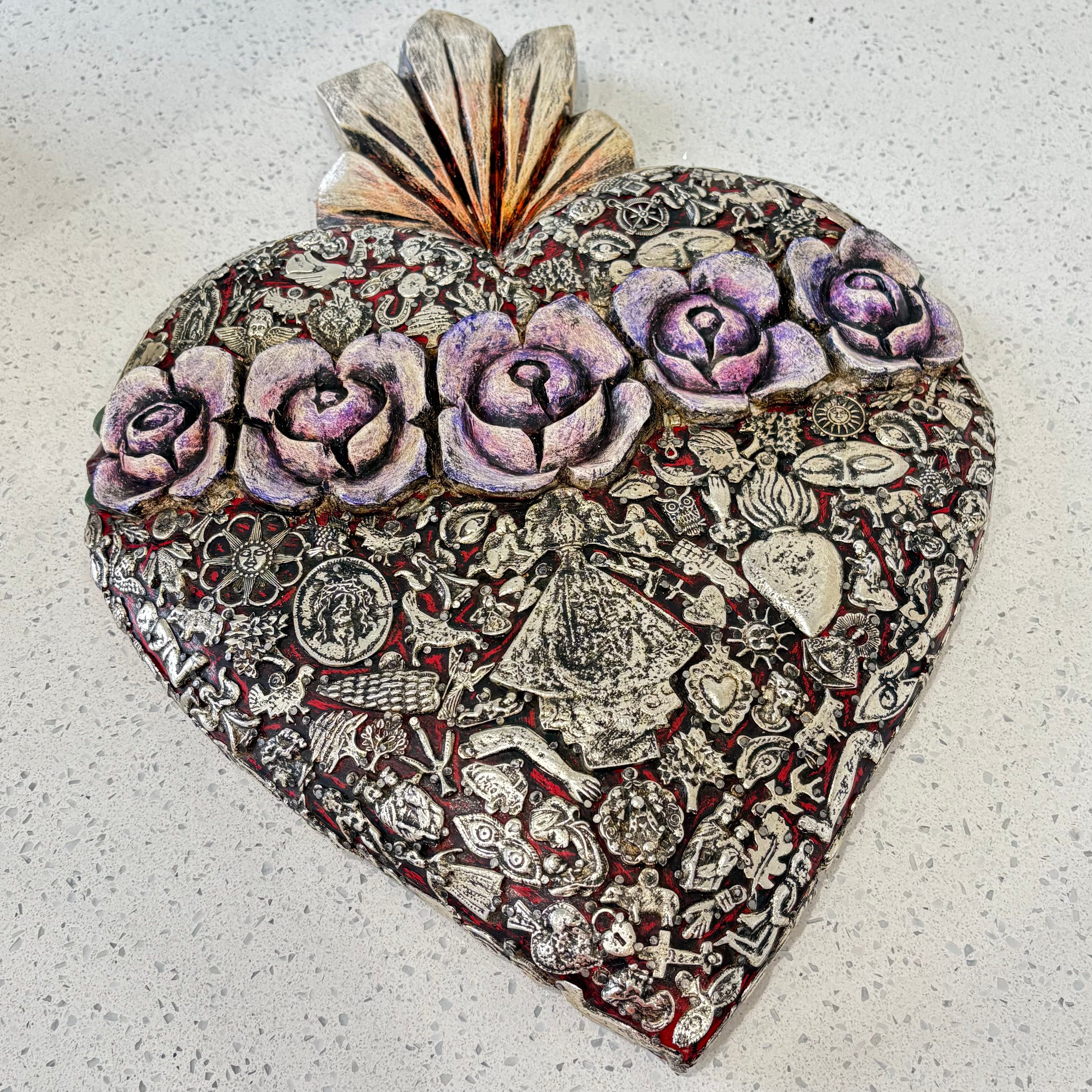 XL Milagros Sacred Heart With Roses