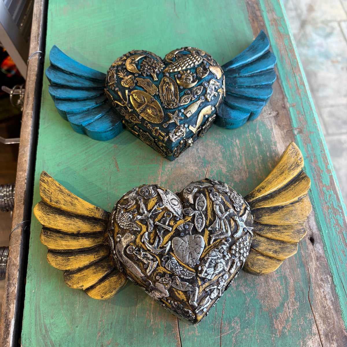 Milagros Corazon with Fan Wings