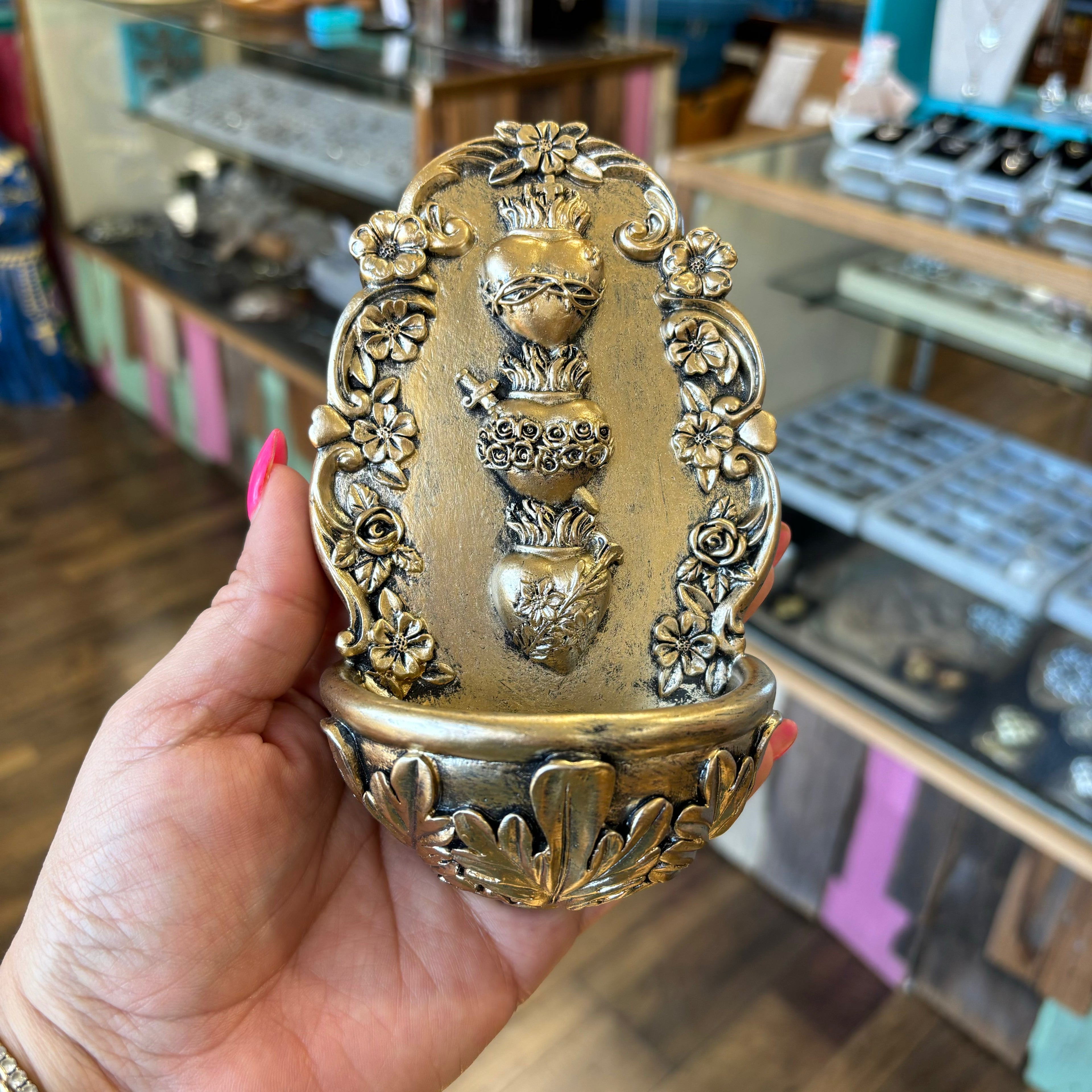 Hearts of The Holy Family Font