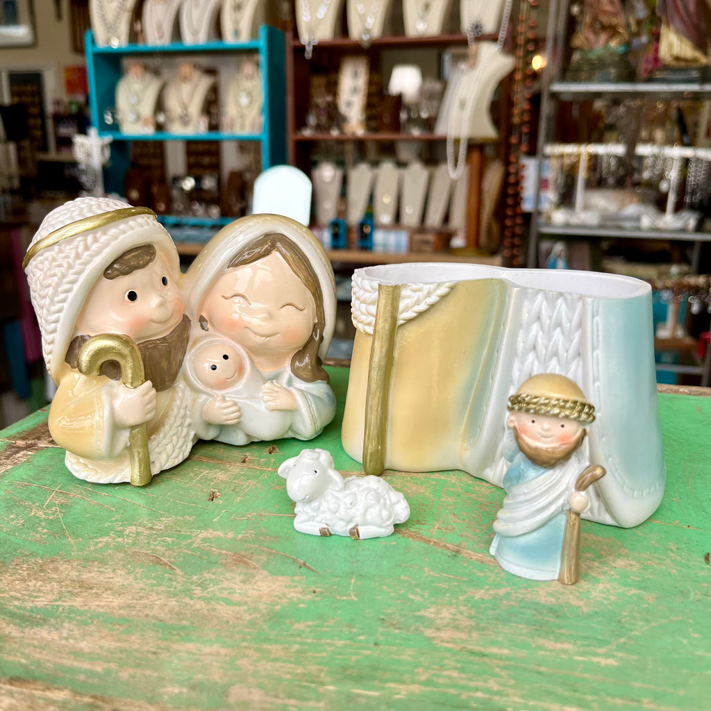 Nesting 3 Piece Nativity