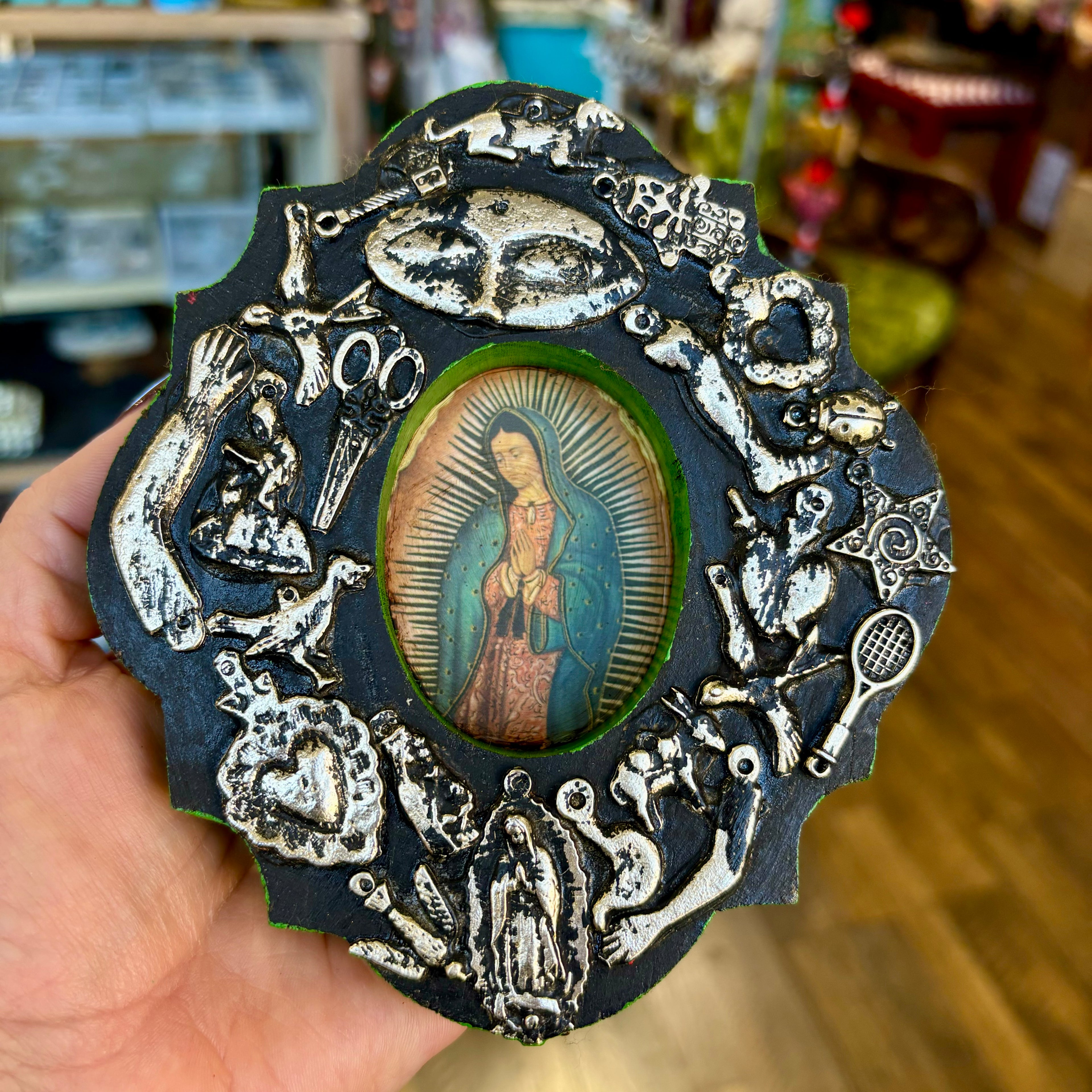 Milagros Ornate Frame