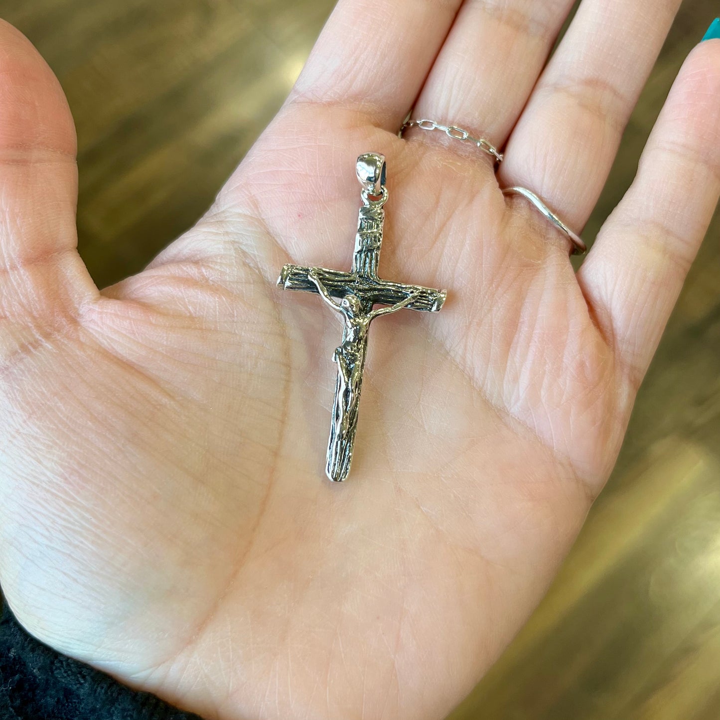 Sterling Silver Textured Crucifix Pendant