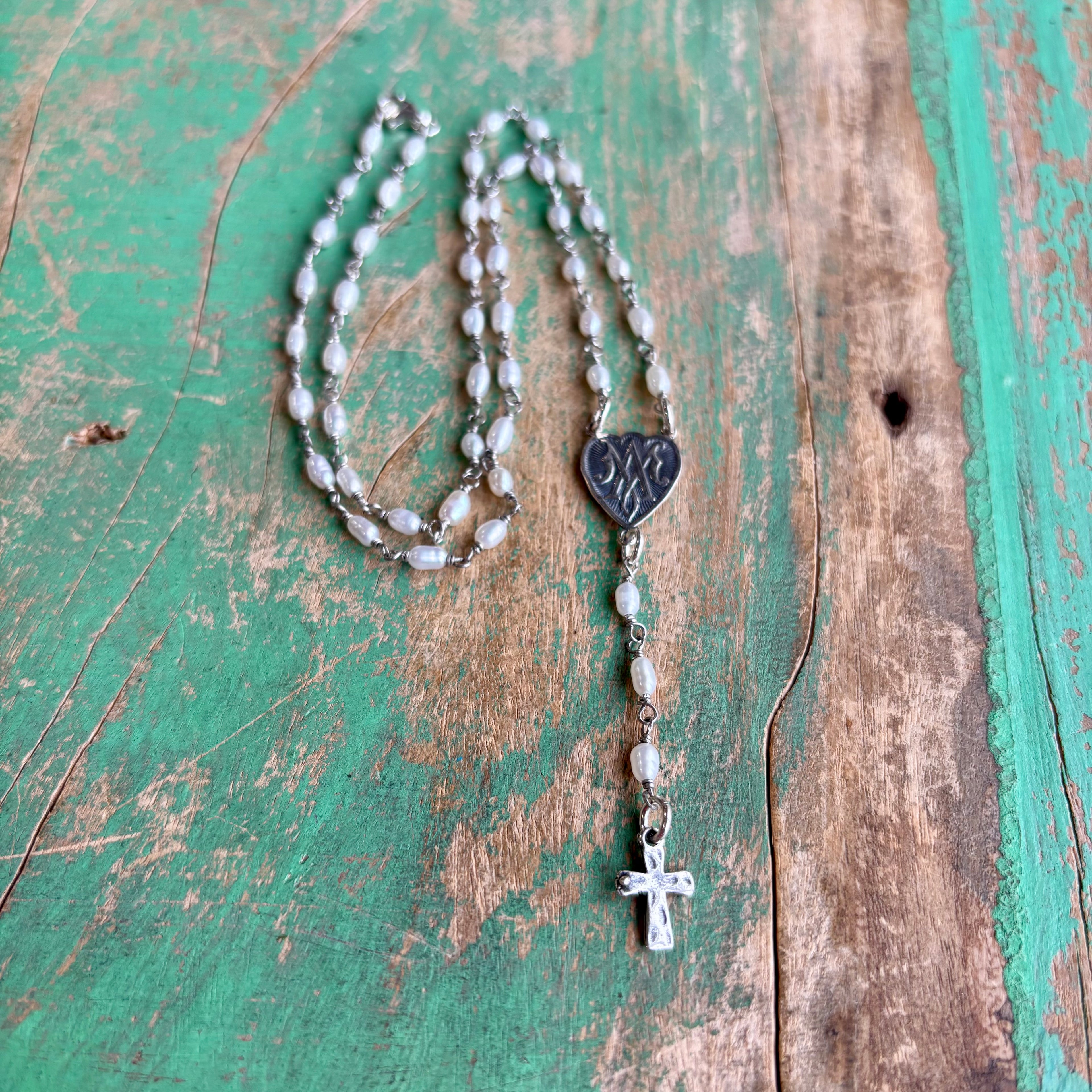 Sterling Silver Freshwater Pearl Miraculous Medal Rosary Centerpiece Necklace