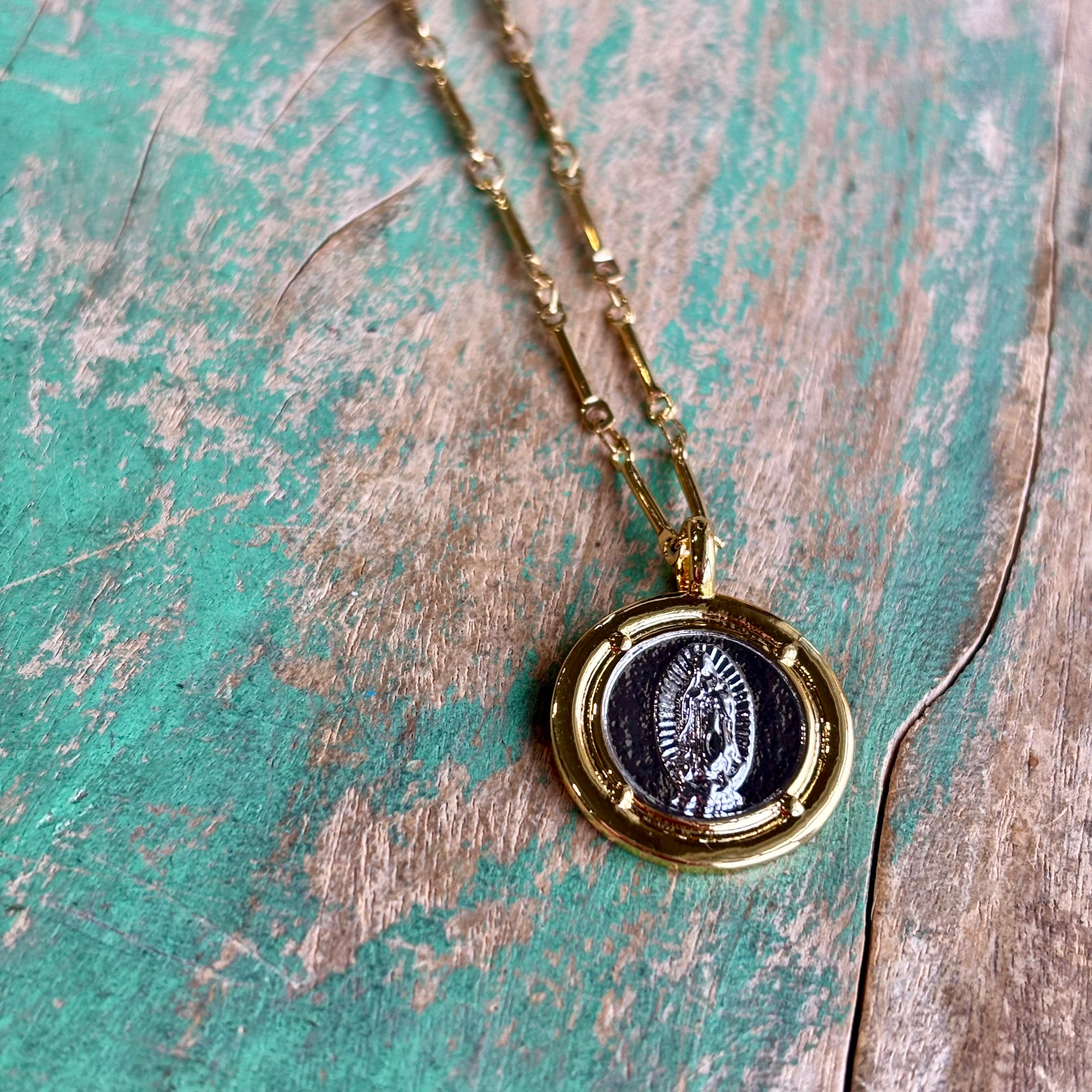 Two Tone OLG Bone Chain Necklace