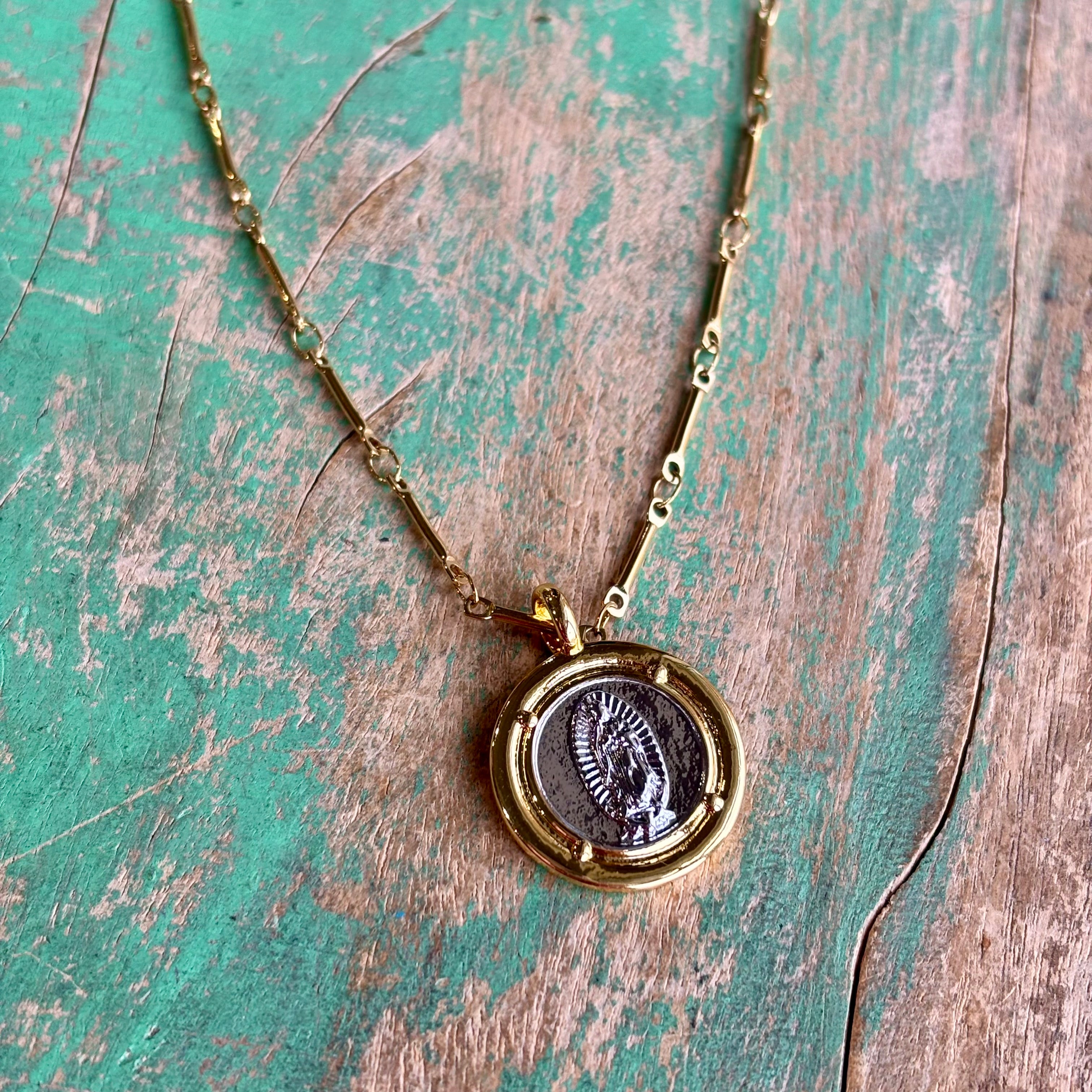 Two Tone OLG Bone Chain Necklace