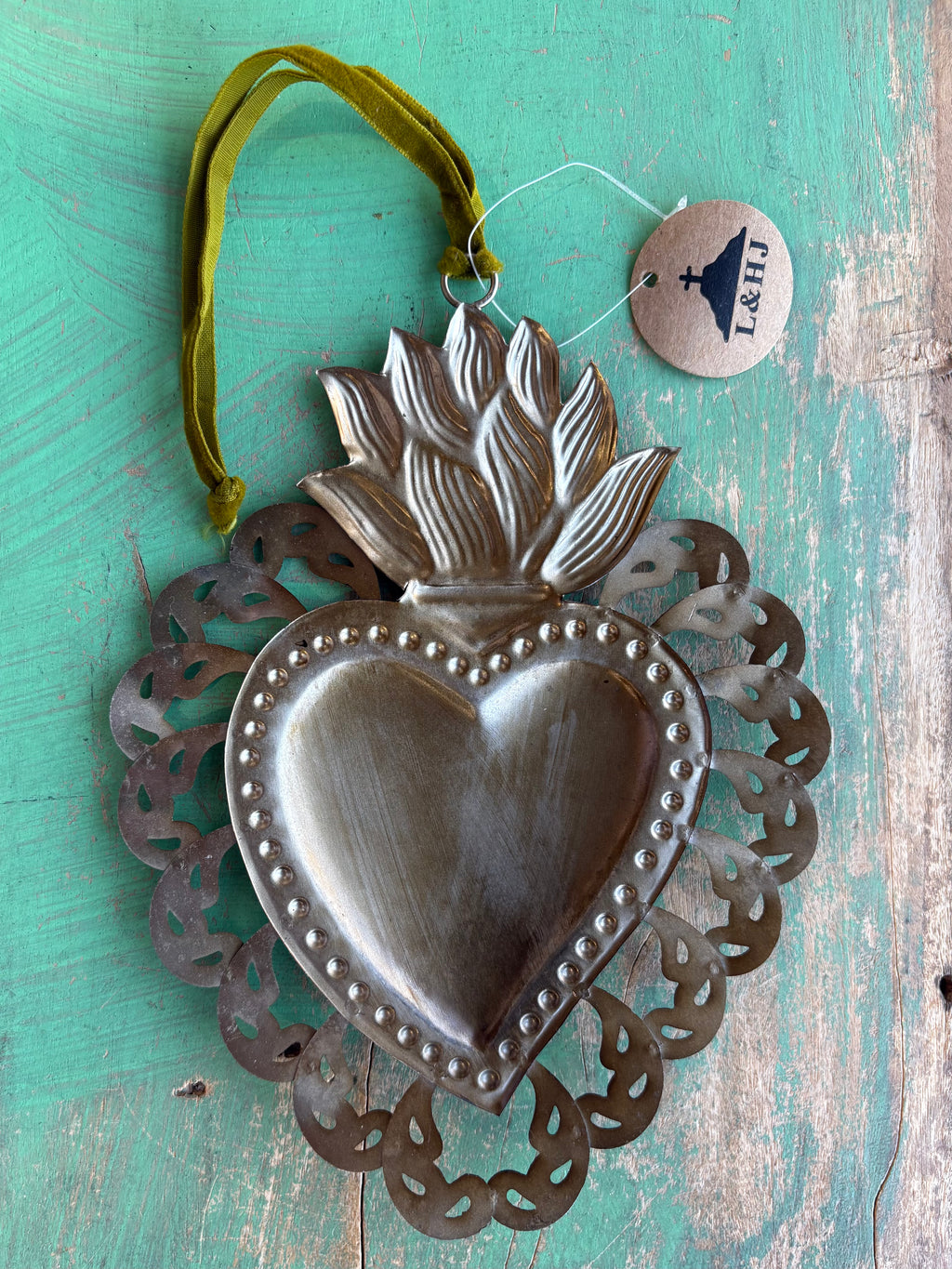 Fancy Cutout Sacred Heart Ornament