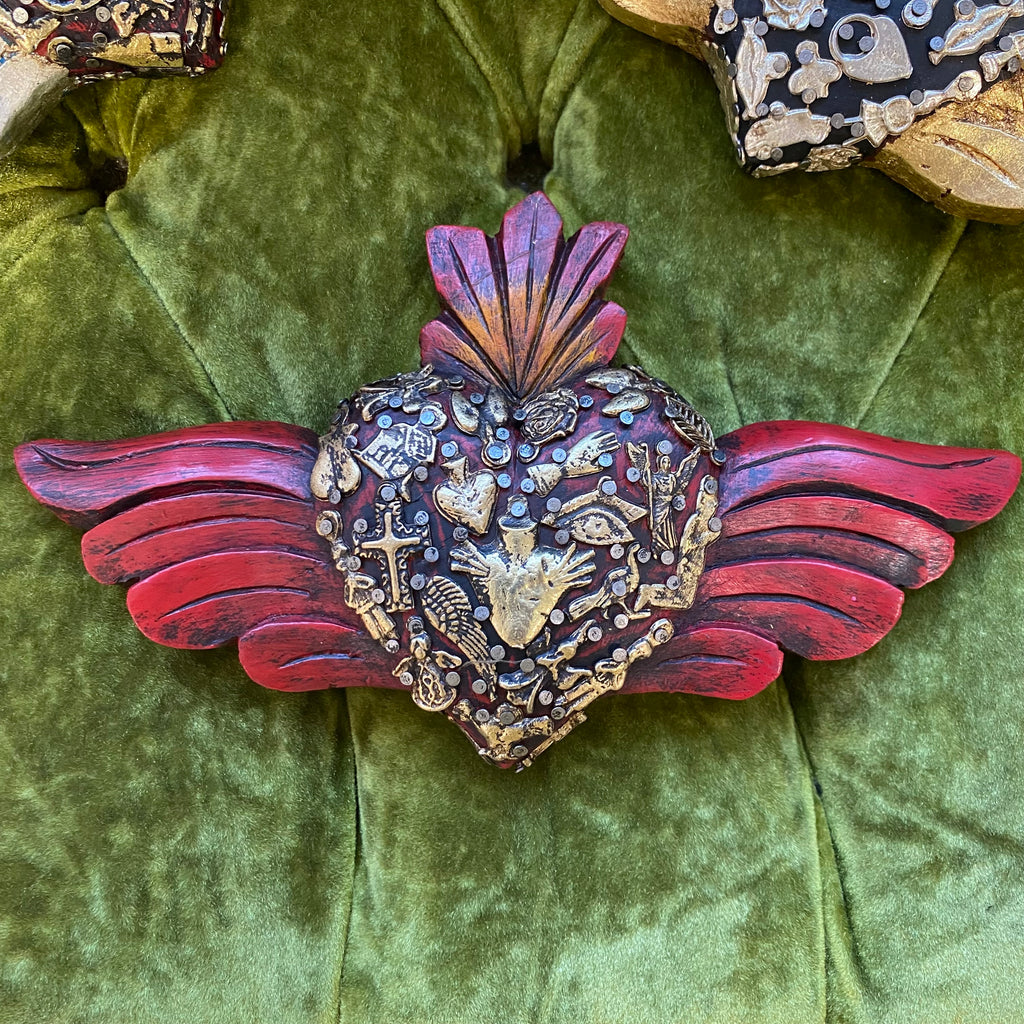 Milagros Corazon with Wooden Wings