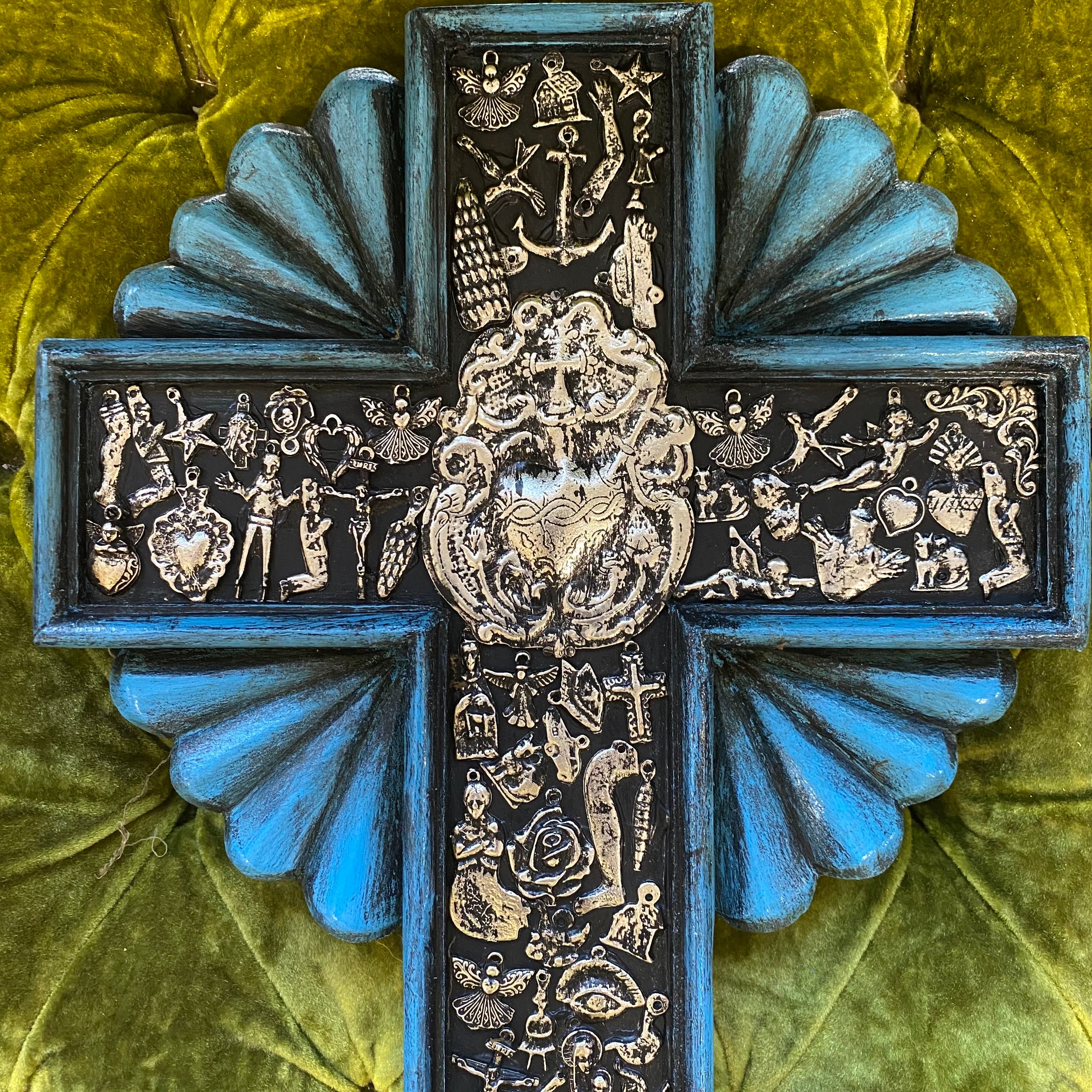 Flower Petals Milagros Cross