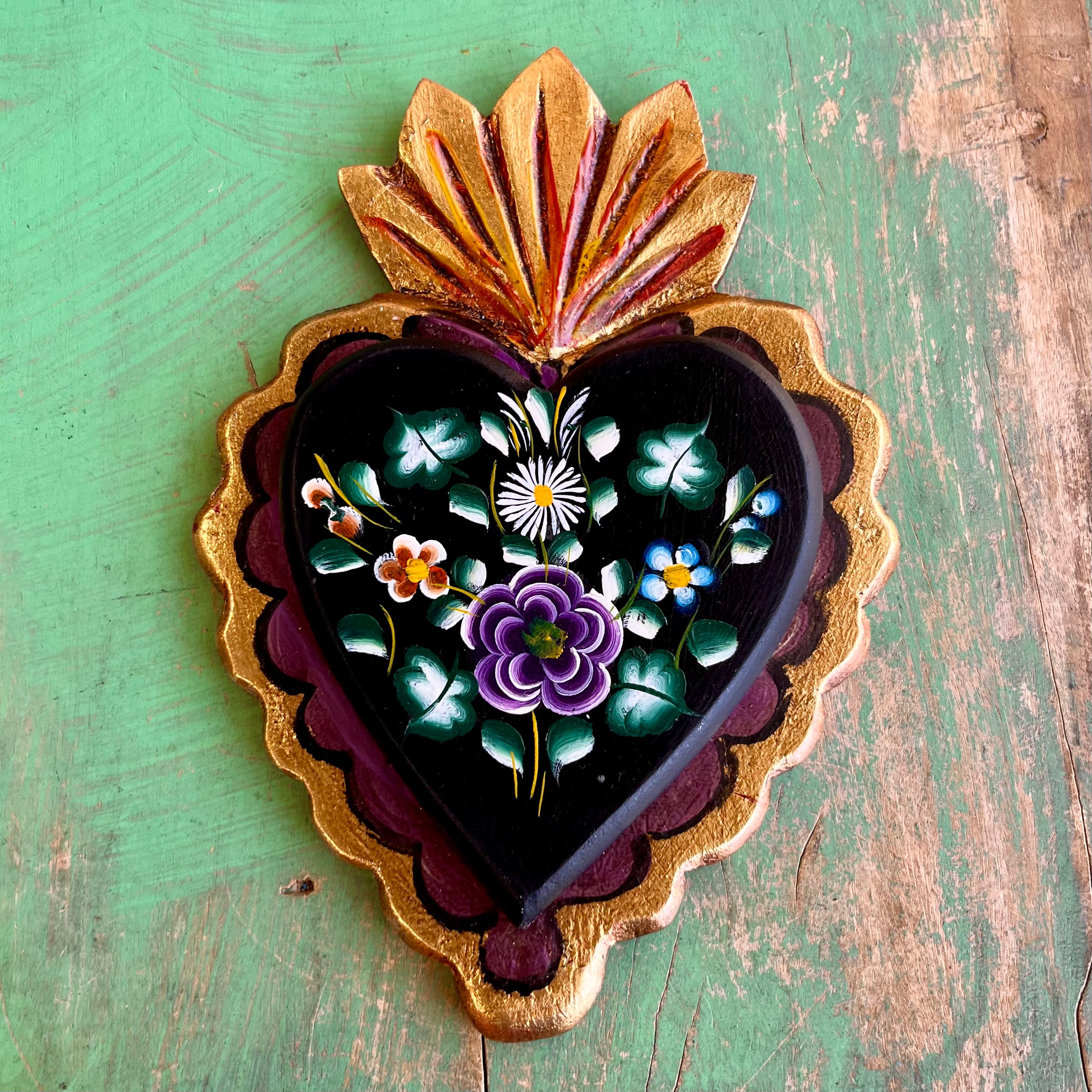 Hand Painted Corazon Uva