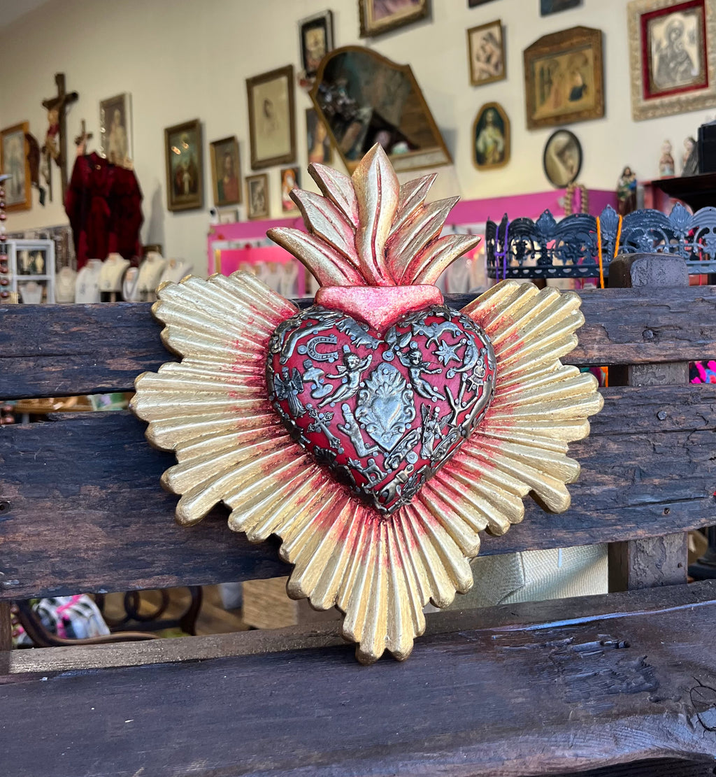 Milagros Corazon with Rays