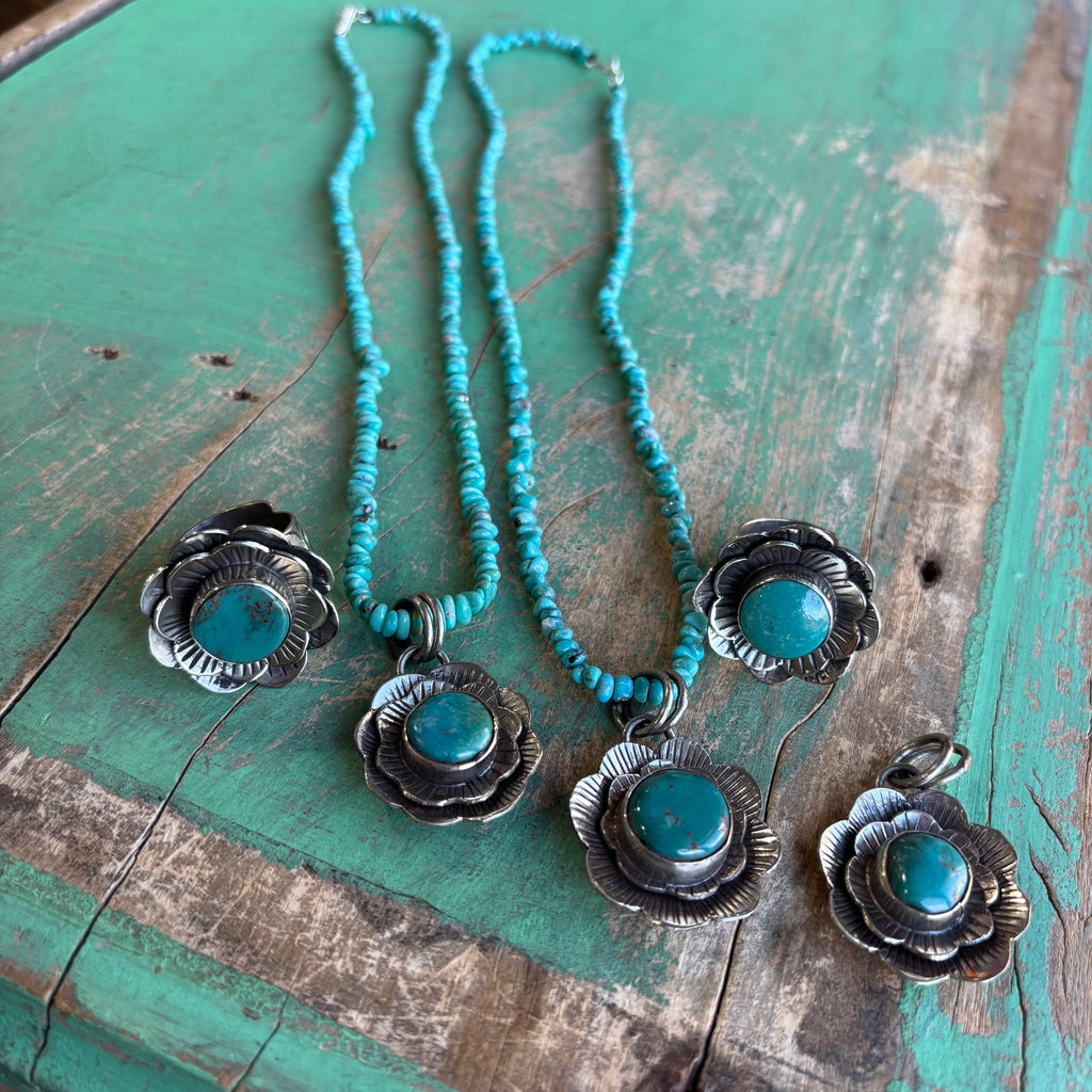 Blooming Turquoise  Flower Chilean Necklace or Ring