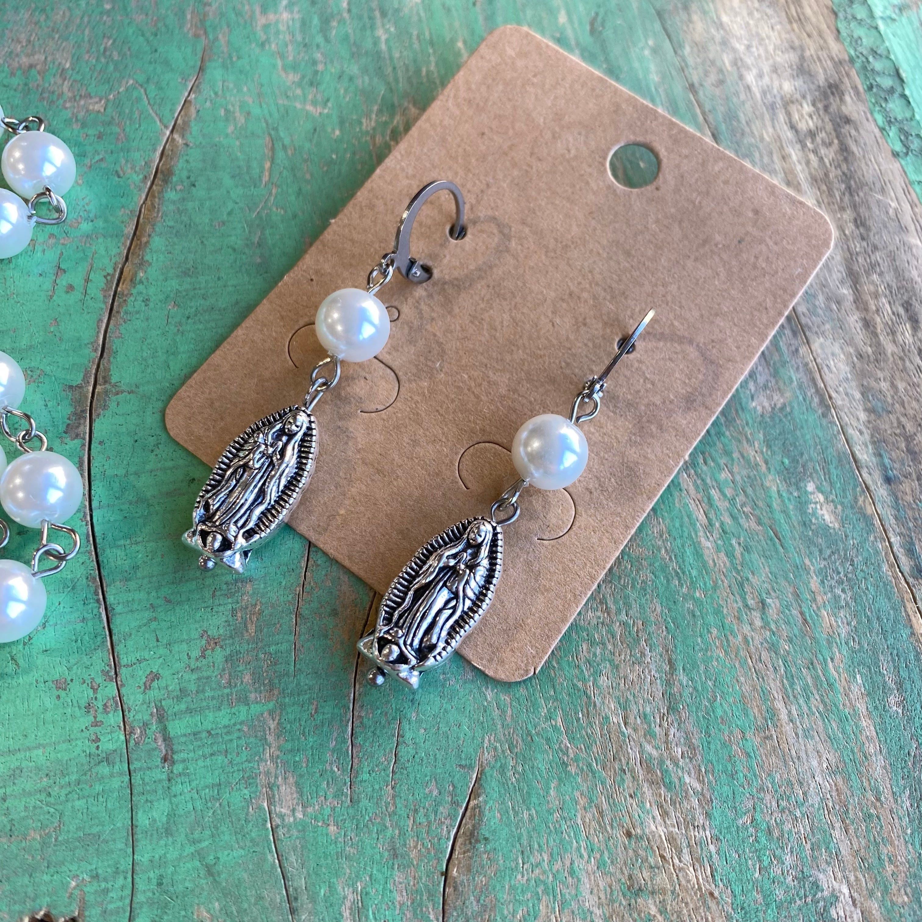 Silver Crown of Mary Pearl Necklace Set