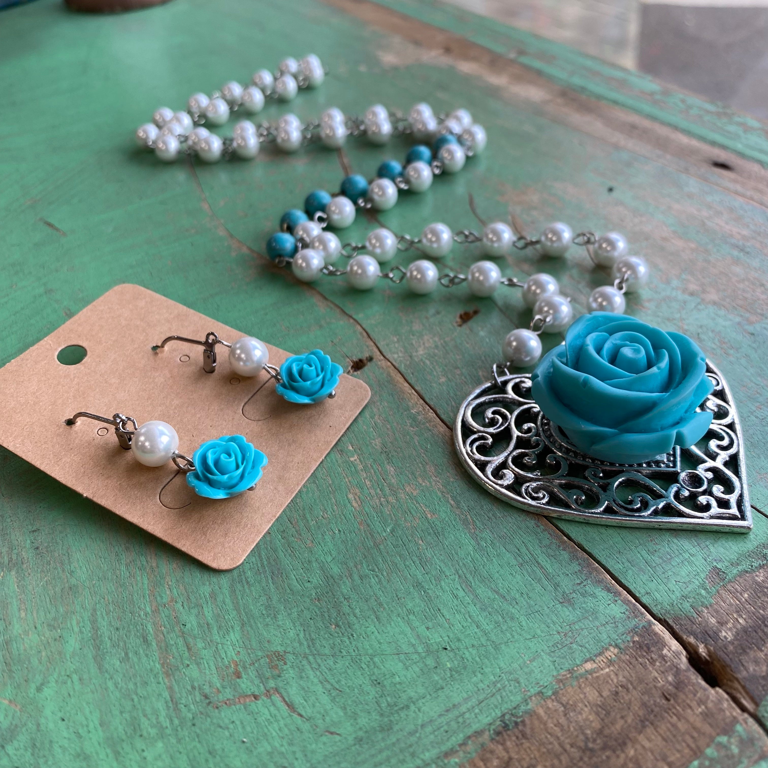 Grow in Love Necklace and Earrings Set