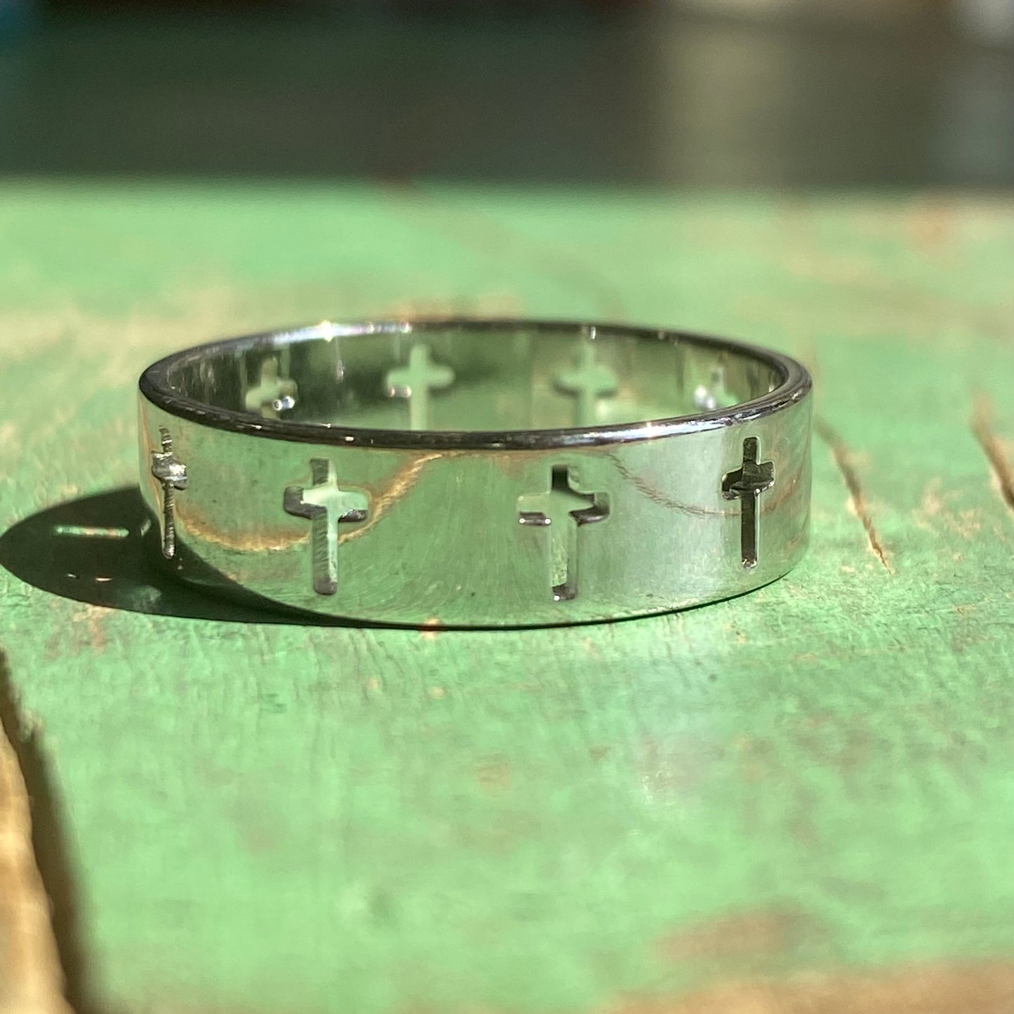 Stainless Steel Cross Cutout Ring