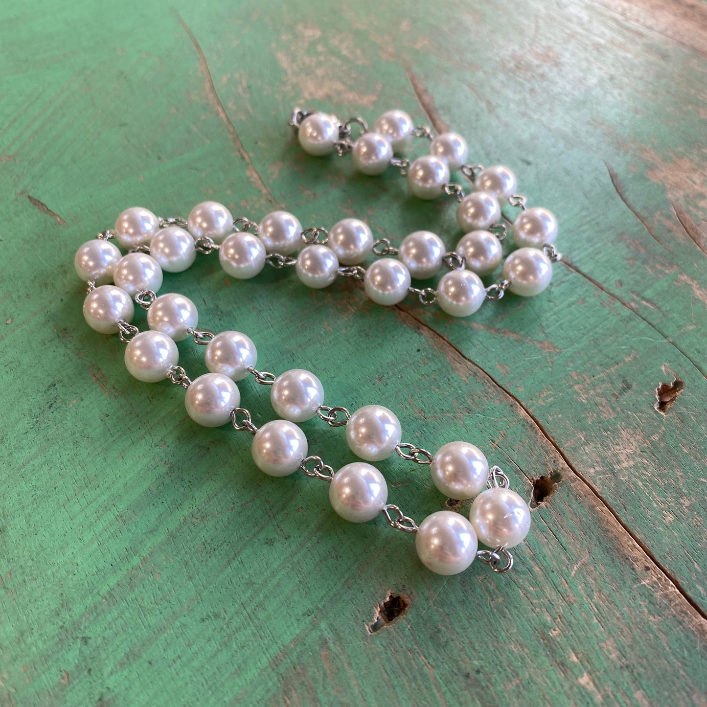 Linked Shell Pearl Necklaces