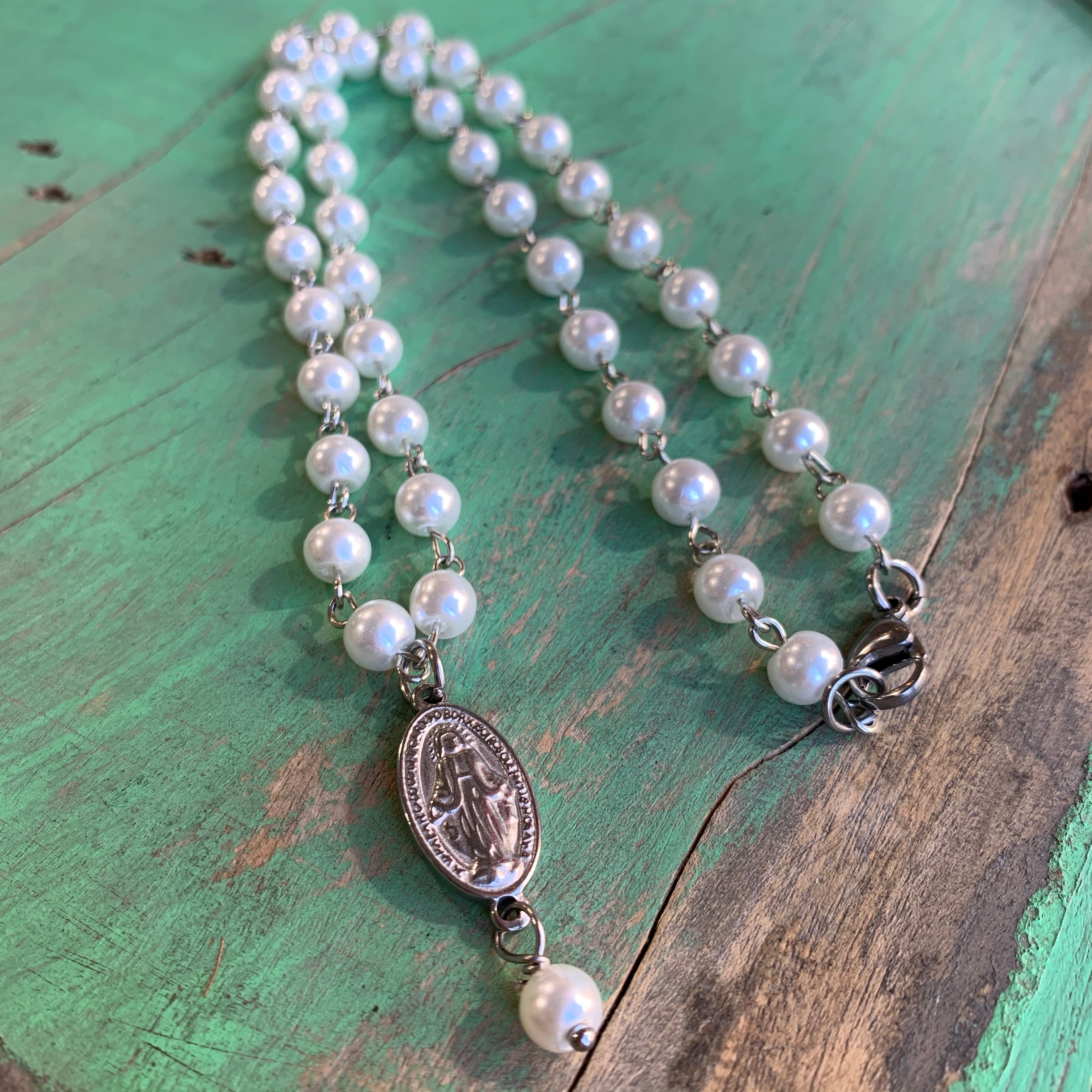Sweet Pearl Necklace