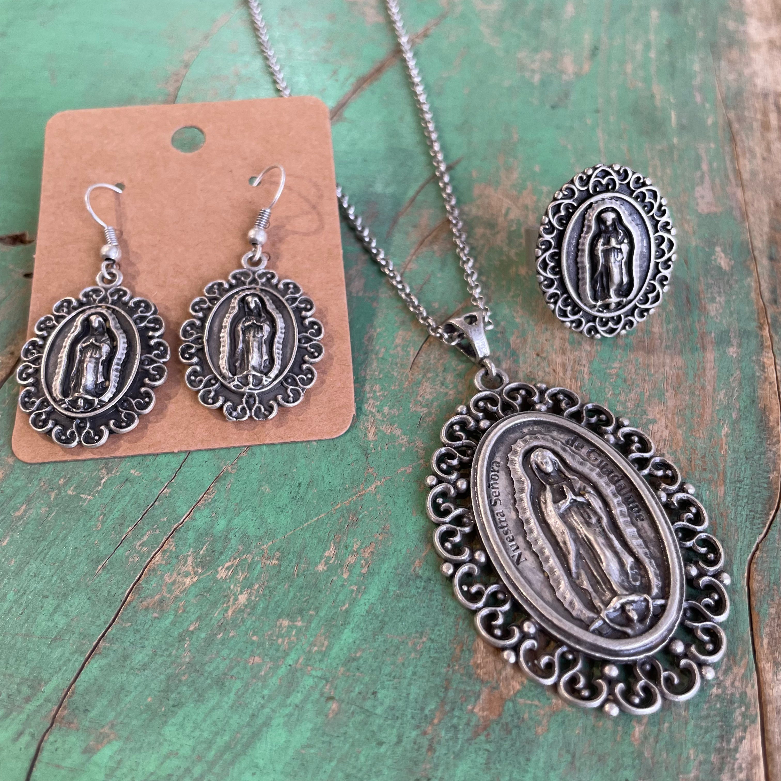 Silver Scalloped OLG Pieces