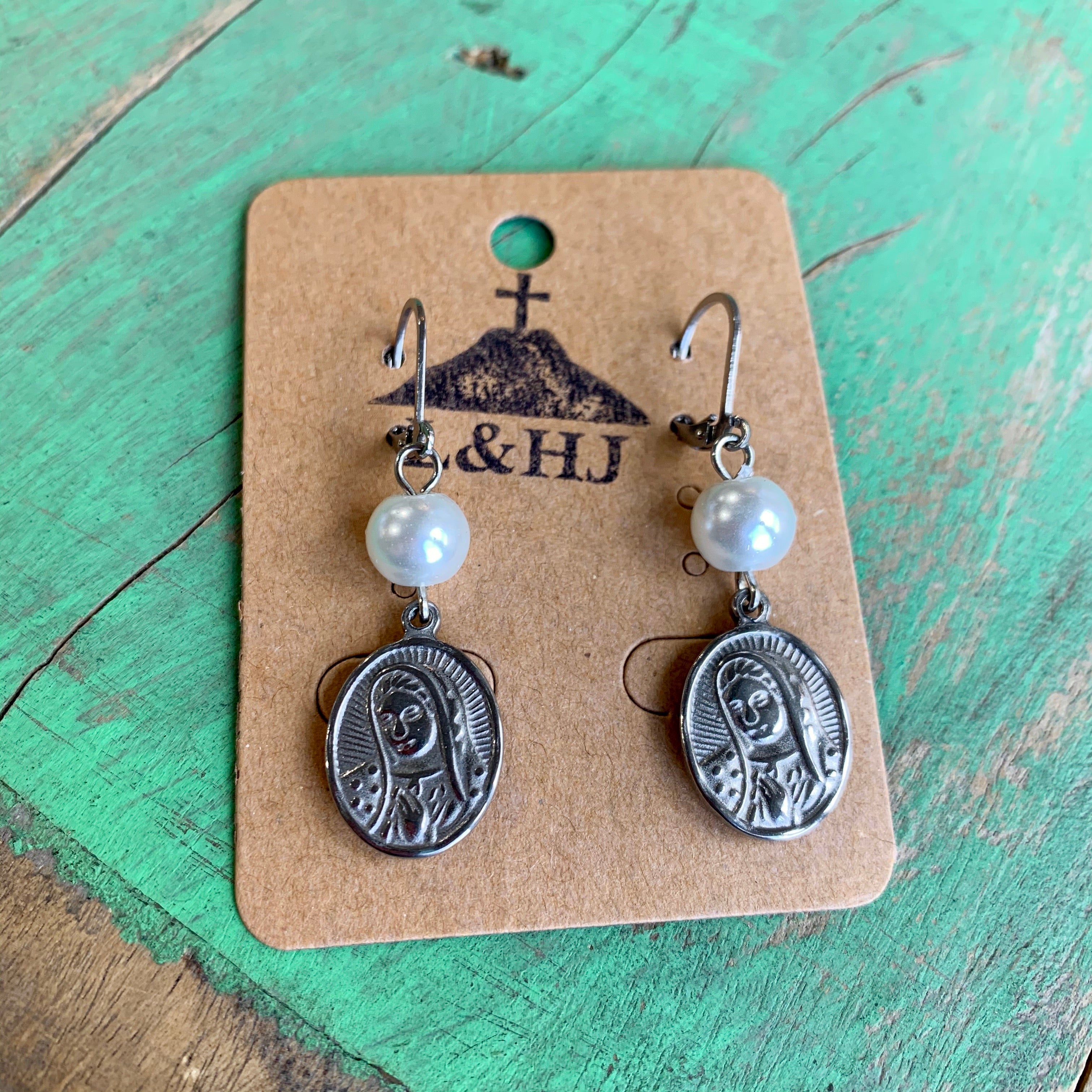 OLG Pearl Earrings