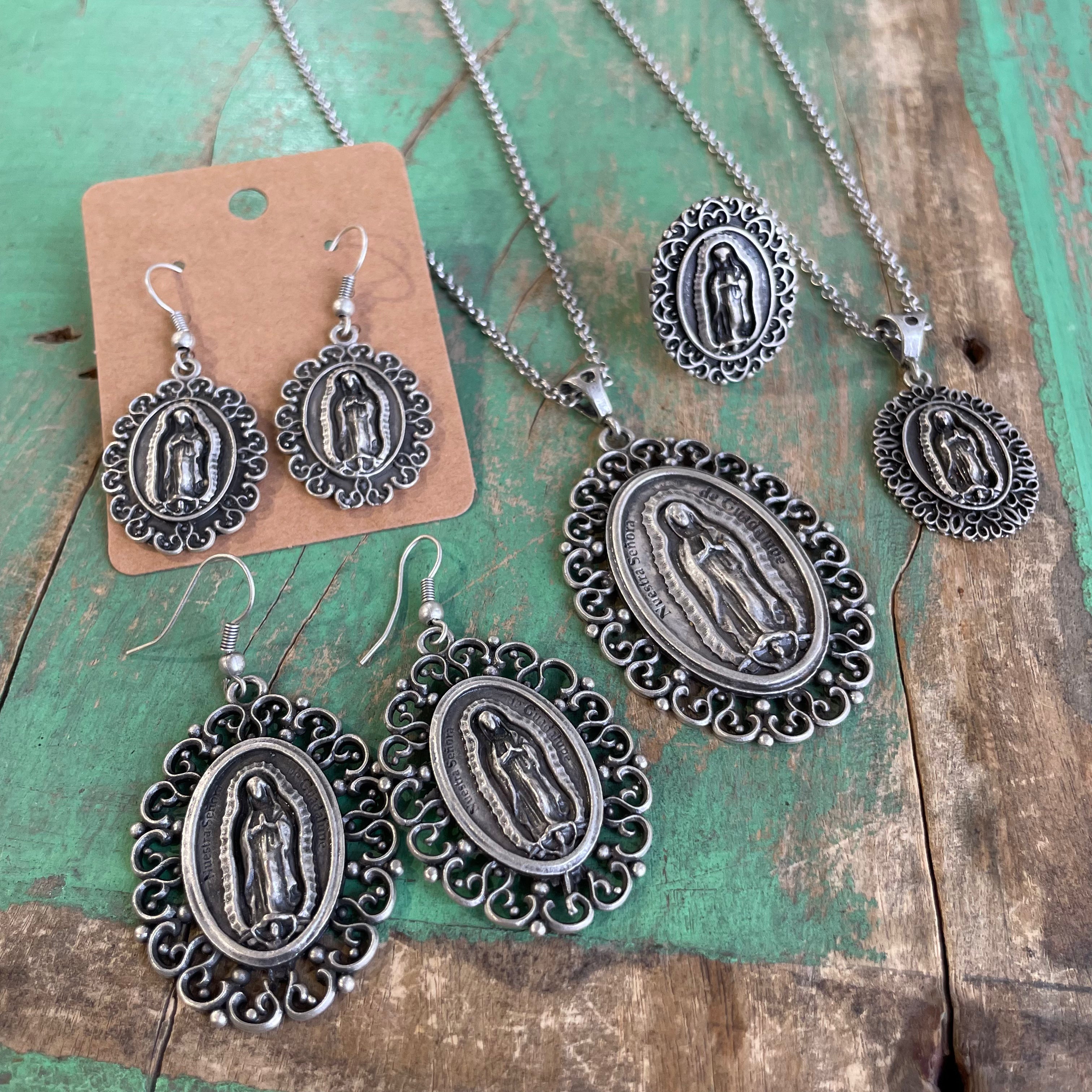 Silver Scalloped OLG Pieces