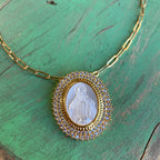 Mother of Pearl Pendant Necklace