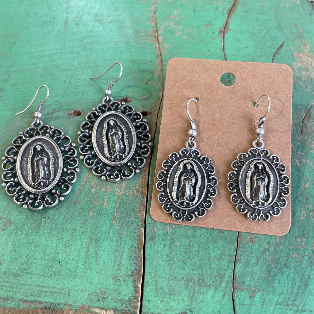 Silver Scalloped OLG Pieces