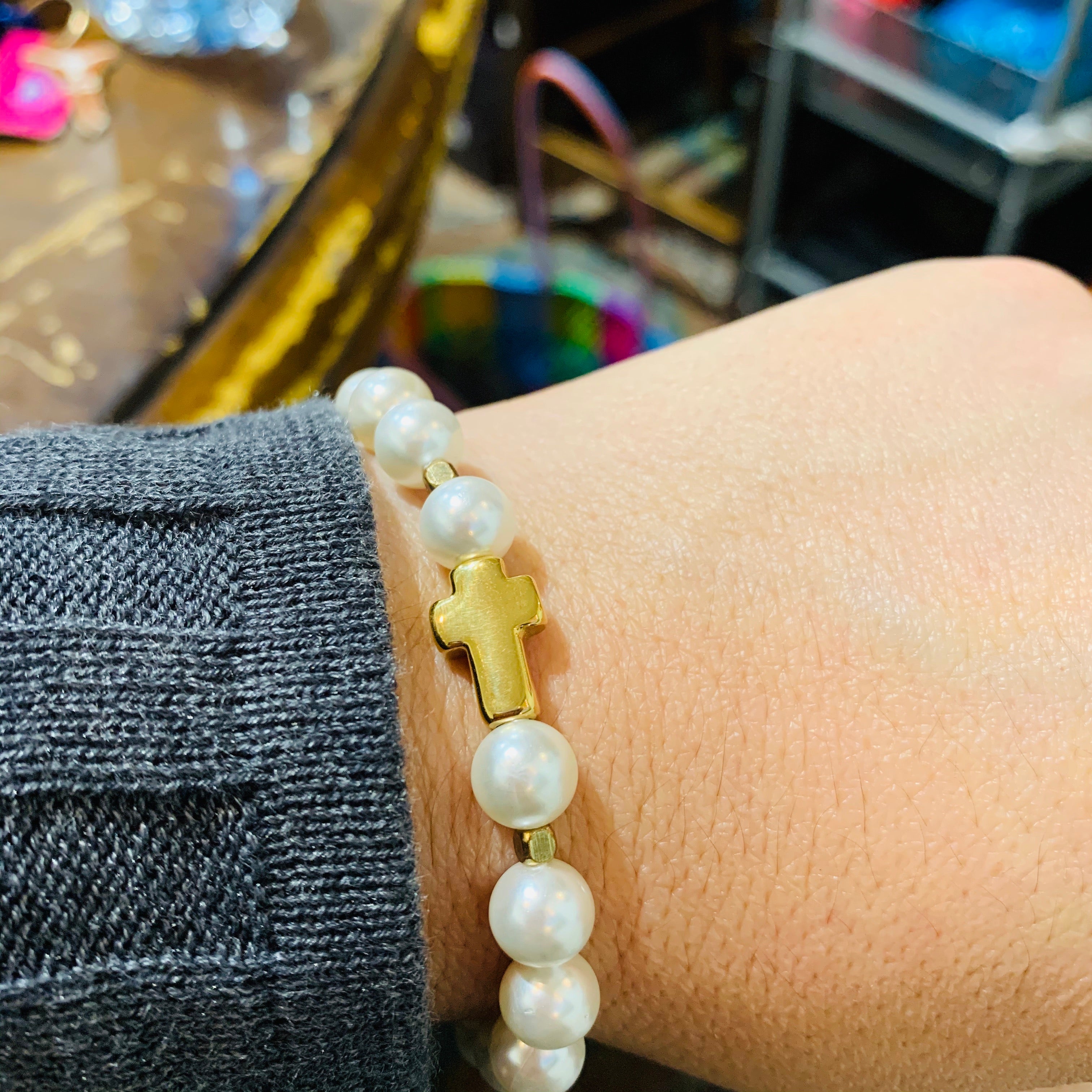 Chunky Cross Pearl Bracelet